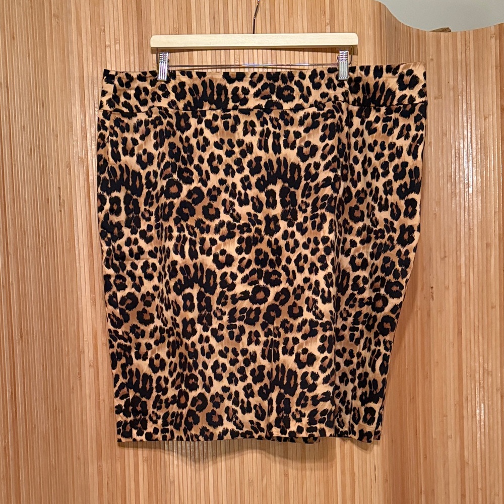 Leopard Print plus Size Pencil Skirt